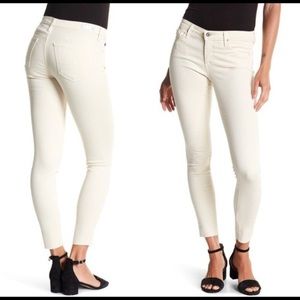 AG super skinny ankle Jeans in Creme 28R